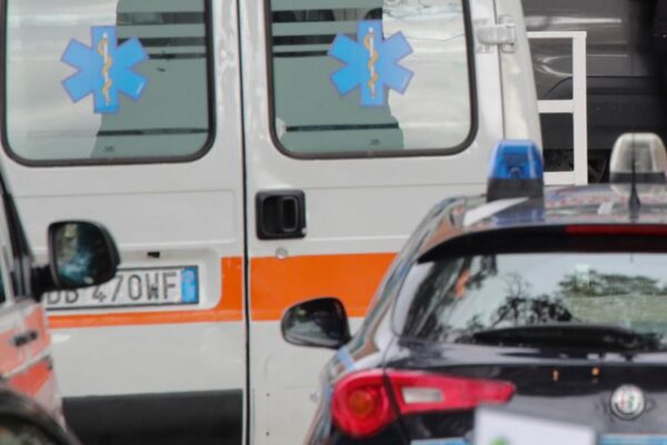 Tragico Incidente A Pontecagnano Investita E Uccisa Una Donna Di Anni