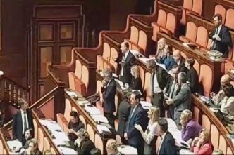 Scontro in Senato durante la v