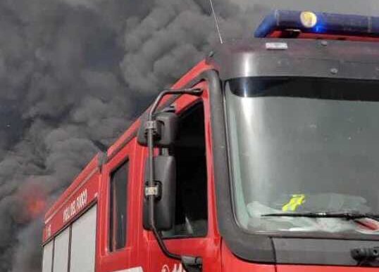 Incendio Devastante in Via Ard