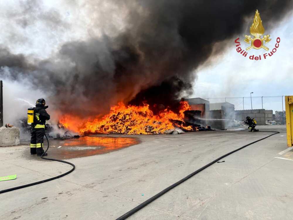 Incendio nella zona industrial