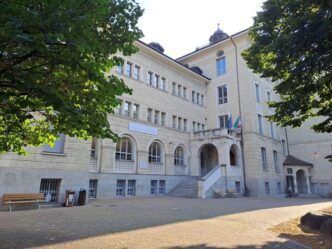 Bolzano La Scuola Elementare