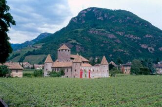 Castel Mareccio a rischio priv