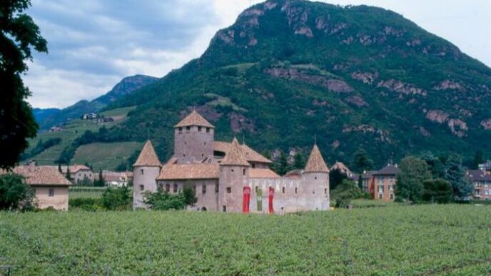 Castel Mareccio a rischio priv