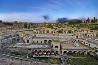 Ercolano Celebra La Chiusura D