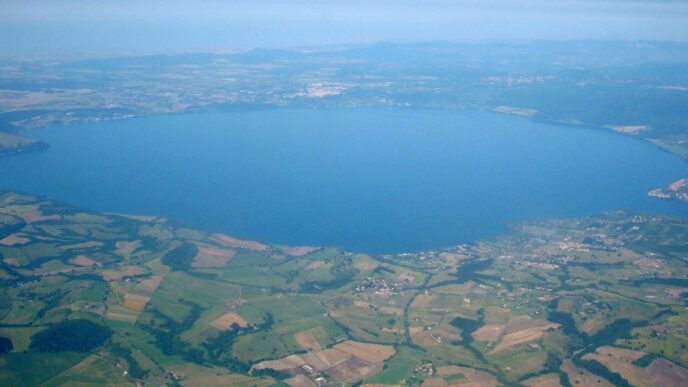 Maltempo Al Lago Di Bracciano