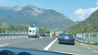 Maxi incidente sullautostrada