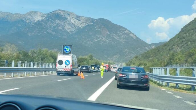 Maxi incidente sullautostrada