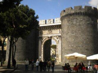 Napoli Porta Capuana Un Epic