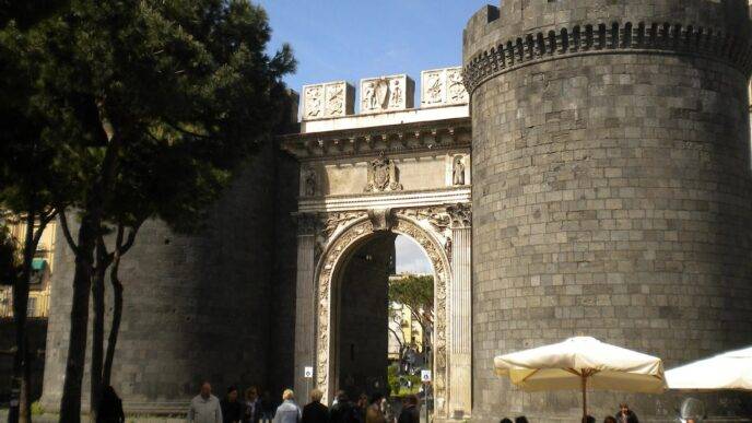 Napoli Porta Capuana Un Epic