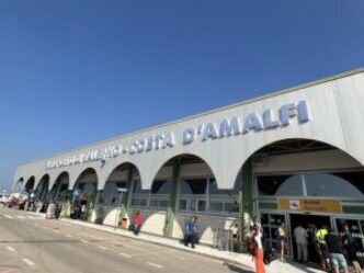 Aeroporto Di Salerno Borgomeo