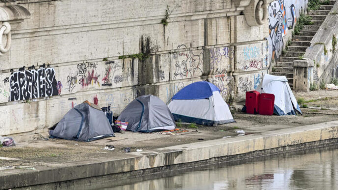 Aggressione A Roma Clochard I