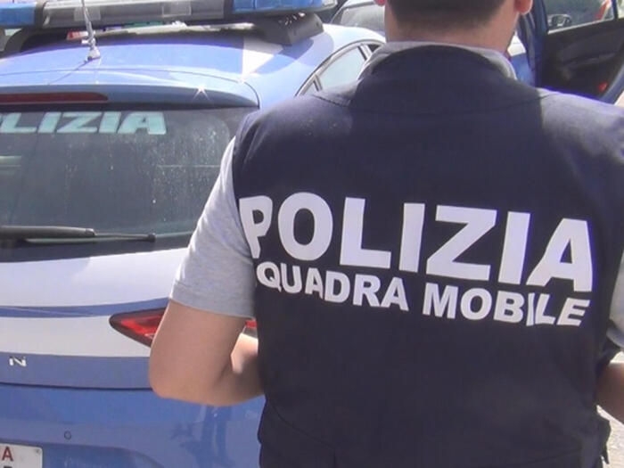 Arrestata Una Giovane Donna Pe