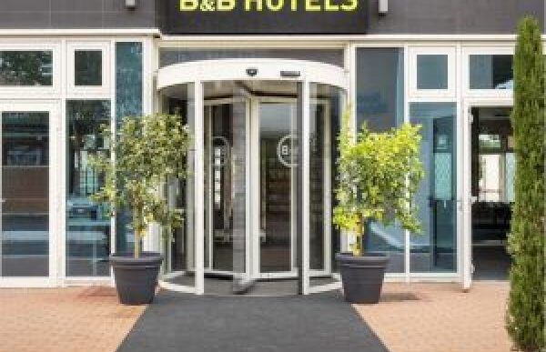 Bb Hotels Registra Unestate