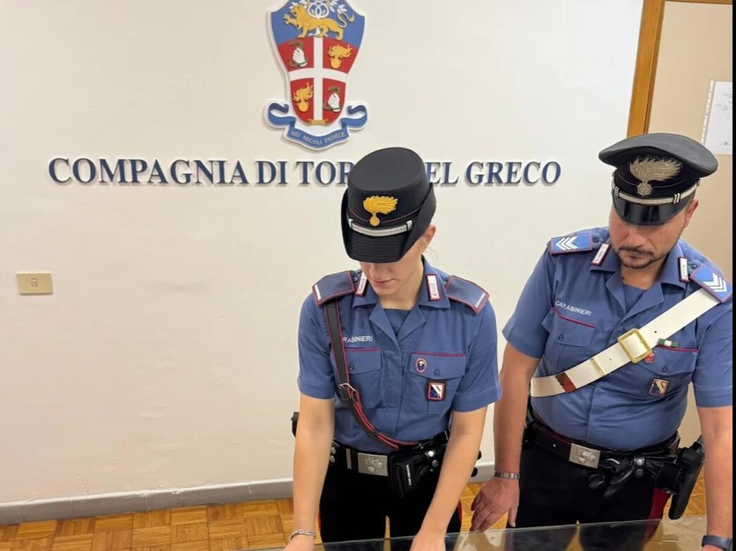 Blitz dei carabinieri a Torre