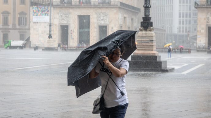 Caldo Afoso In Via Di Attenuaz