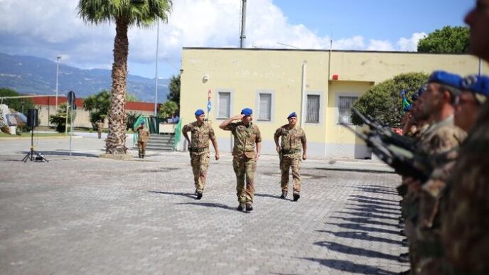 Cambio Della Guardia Al Reggim