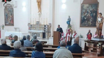 Carabinieri In Chiesa A Torell