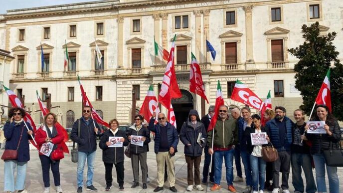 Cgil Basilicata In Protesta Co