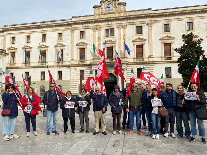 Cgil Basilicata In Protesta Co