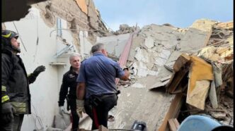 Crollo Di Palazzina A Saviano