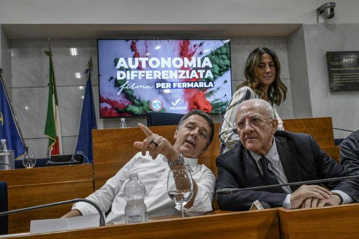 De Luca Lancia Un Appello Per