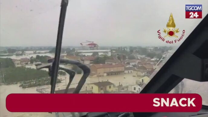 Emergenza In Romagna Vigili D