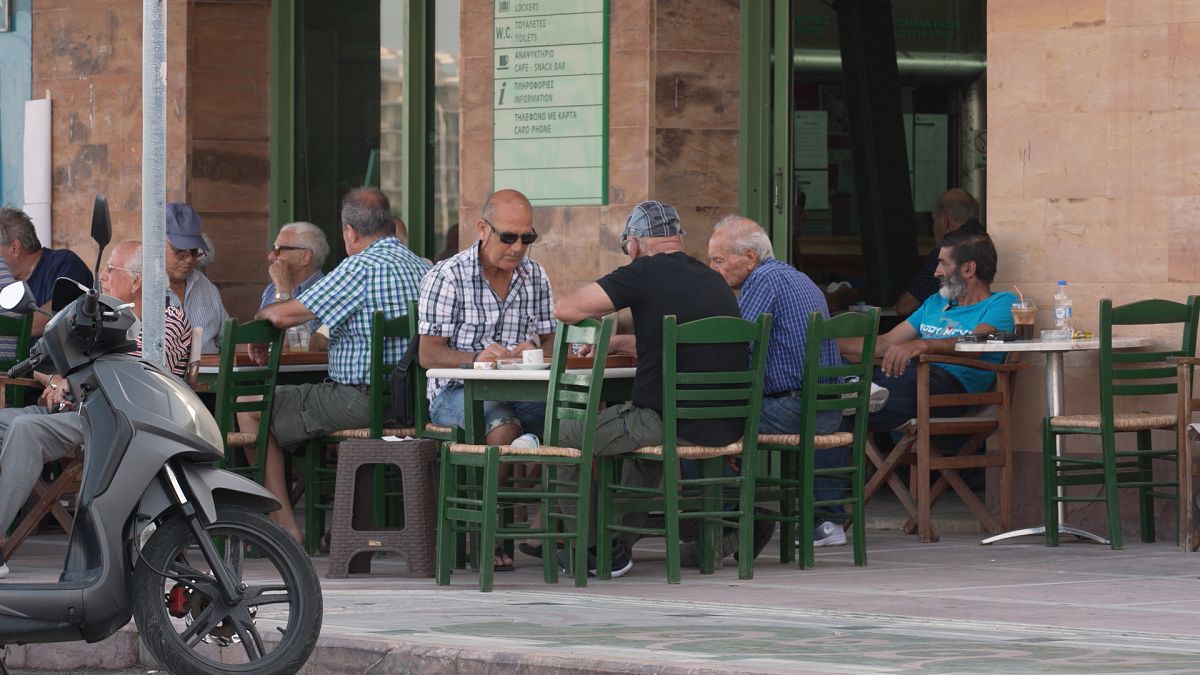 ένα αβέβαιο μέλλον για τον πληθυσμό και την οικονομία της χώρας