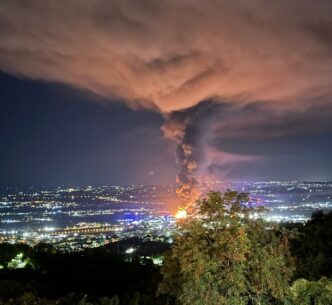 Incendio Devasta Azienda Di Ma