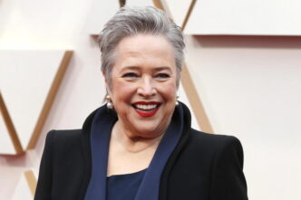 Kathy Bates Annuncia Il Suo Ri 1