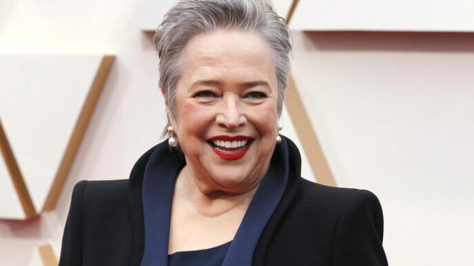 Kathy Bates Annuncia Il Suo Ri 1