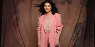 Laura Pausini In Corsa Ai Lati