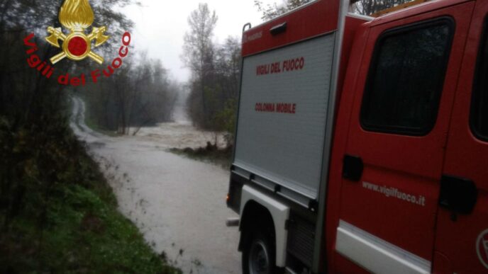 Maltempo In Puglia Un Vigile