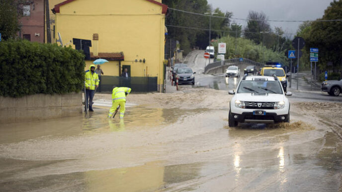 Maltempo Nelle Marche Ancona 1