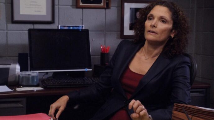 Mary Elizabeth Mastrantonio To