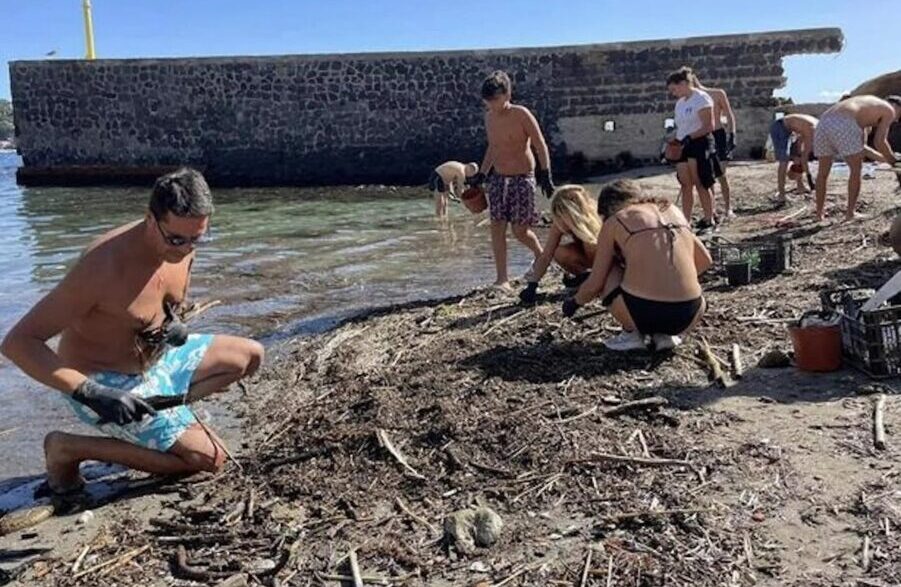 Napoli Il Maltempo Svela La T