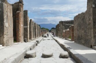 Pompei Lancia La Sua Candidatu