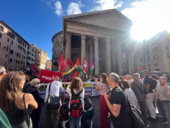 Sit in a Roma manifestanti ch