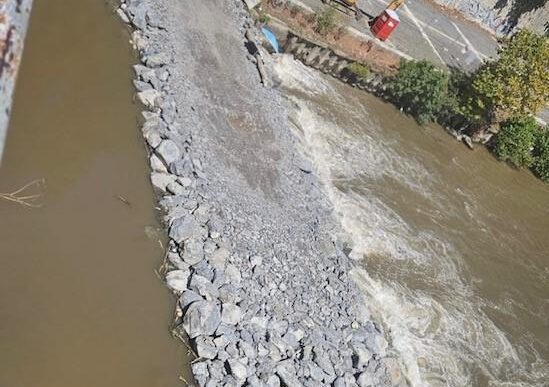 Striscia Di Terra Sul Tevere