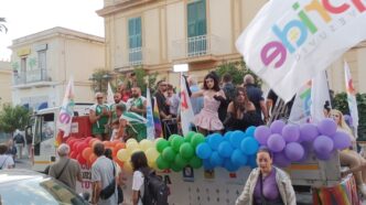 Torre Del Greco Il Pride Vesu