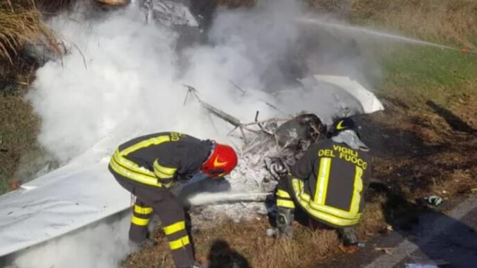 Tragico Incidente Aereo A Prem 2