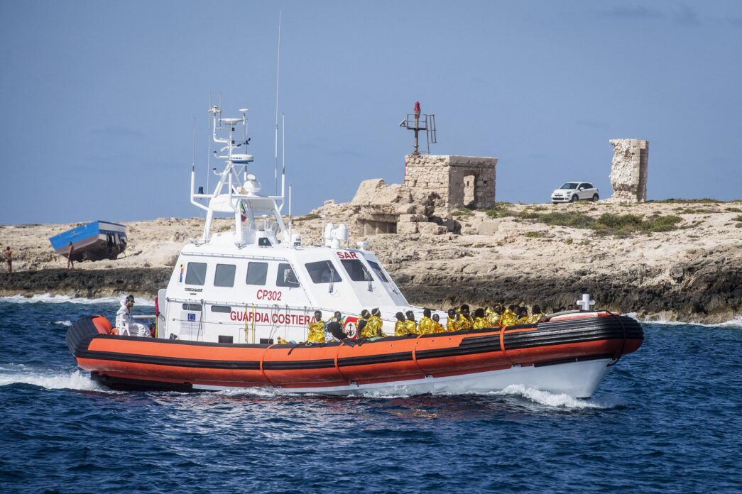 Tragico Naufragio Nel Mediterr