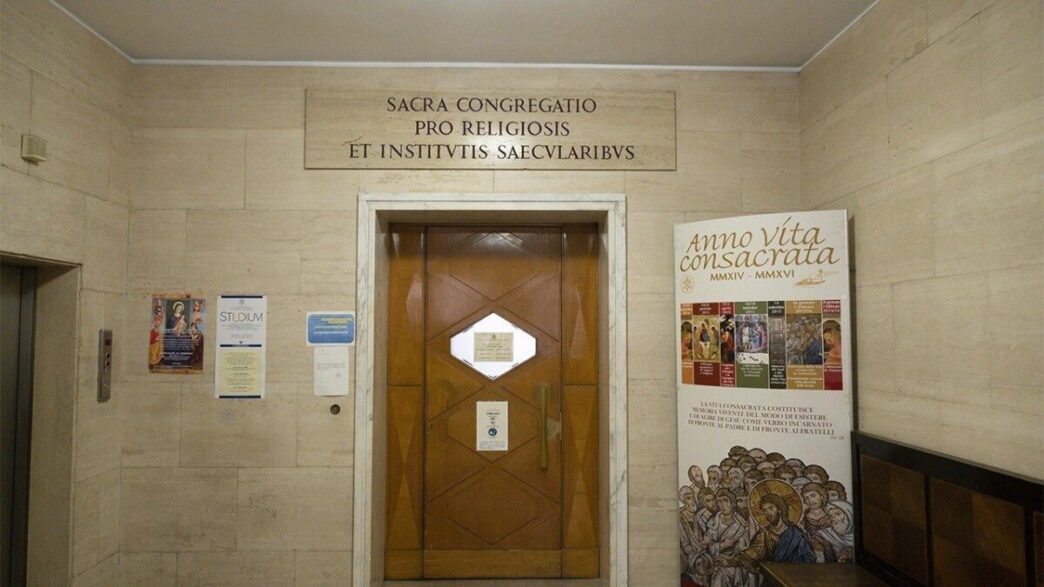 Visita Apostolica Alla Fratern