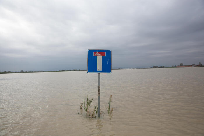 Allerta meteo Emilia Romagna: martedì si prevede una giornata critica per la costa ferrarese