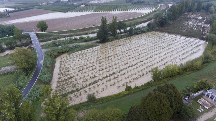 Alluvione in romagna aperto u