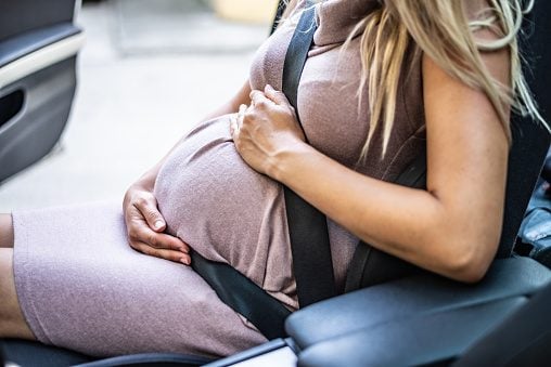 Arrestato un cinquantenne per violenze inaudite su compagna incinta a Roma