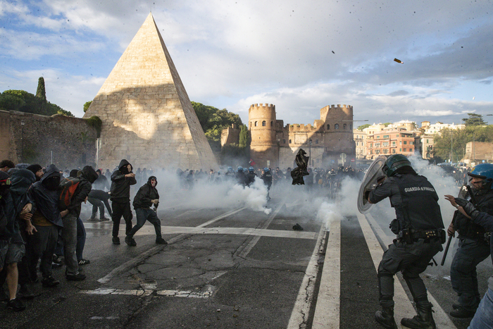 Arresto A Roma3A Tiziano Loviso