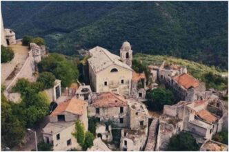 Balestrino borgo fantasma