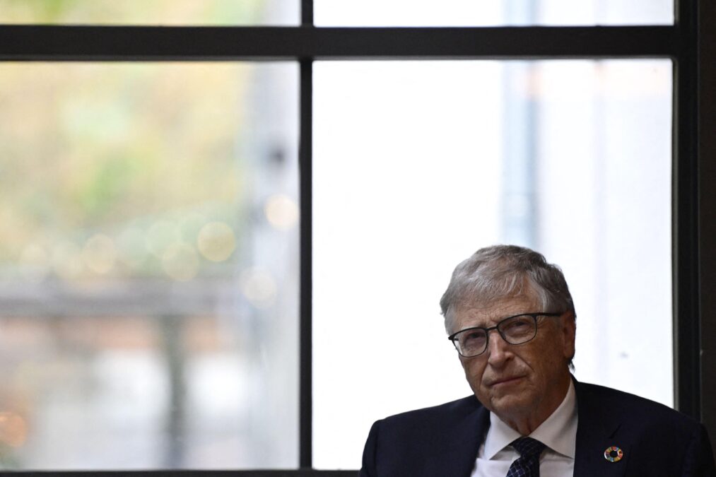 Bill Gates Rompe Il Silenzio E