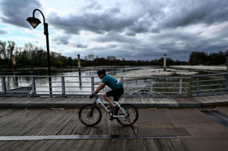 Chiusura del ponte di barche s