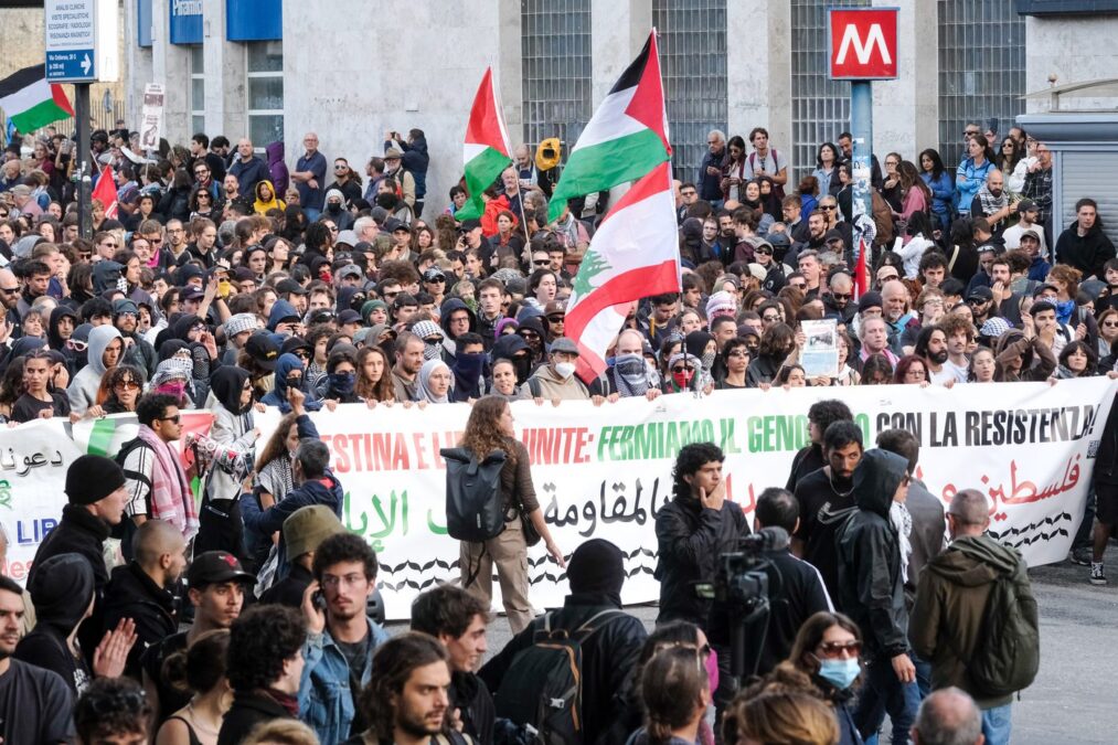 Corteo A Roma A Sostegno Della